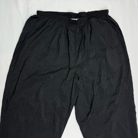 Vtg Nike Mens Windbreaker Track Pants XL 90s Black Embroidered A1 - Picture 4 of 7